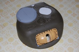 Ron Bair of SCAT provided the starting point of this kit in a split commanders hatch and early mantlet.  This proved to be an early opportunity to add real bolts to my kit.